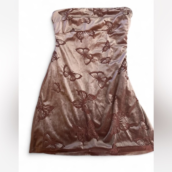 Dress - Picture 2 of 4